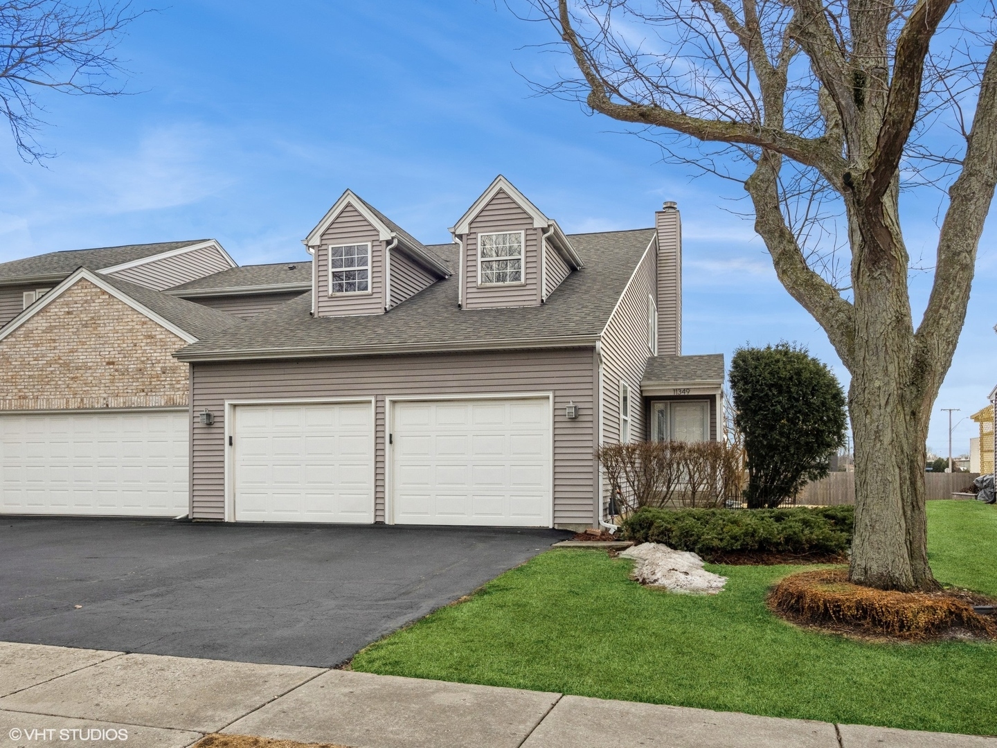 Property Photo:  11349 Timer Drive  IL 60142 