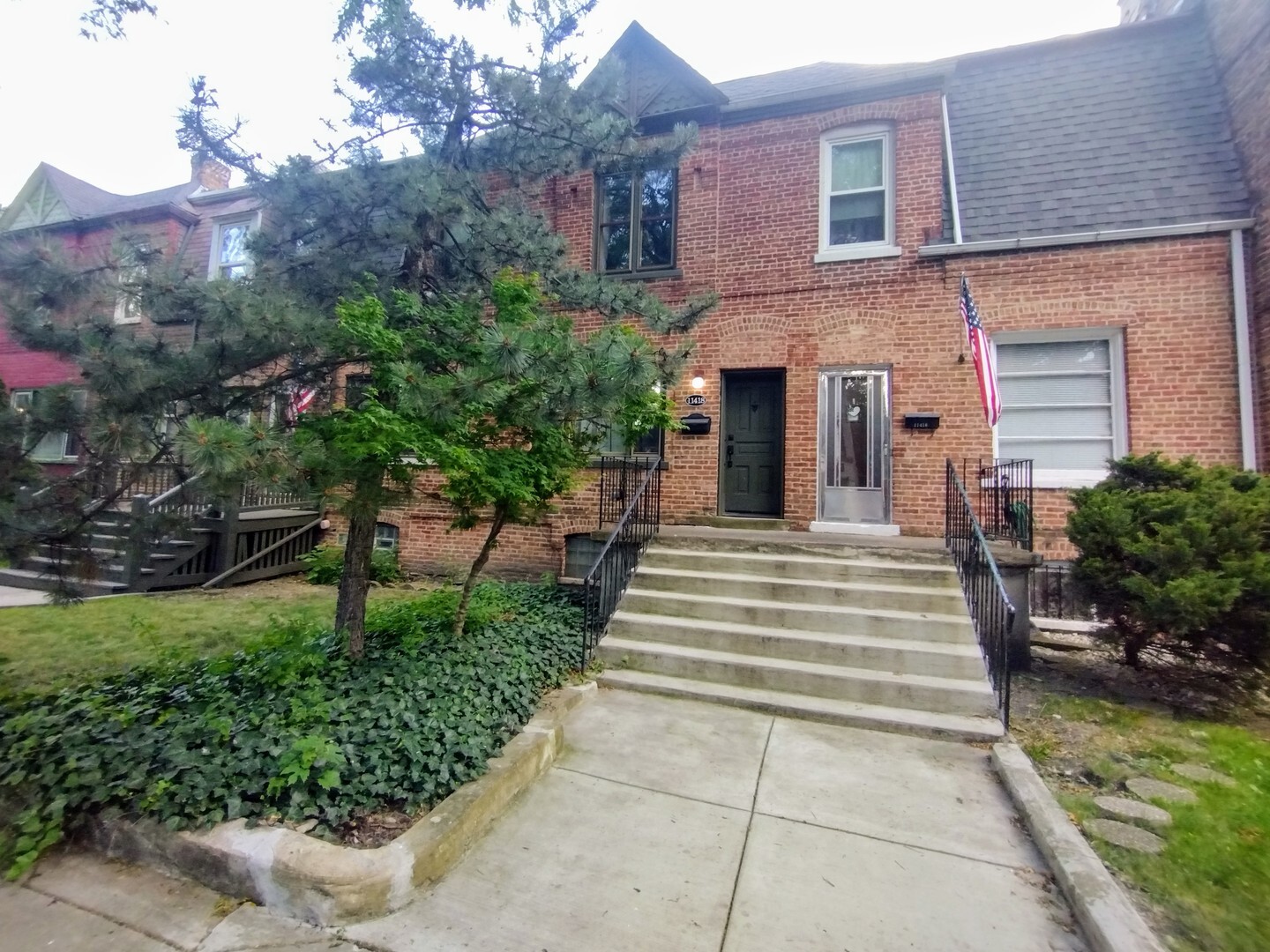 Property Photo: 11418 S Saint Lawrence Avenue IL 60628