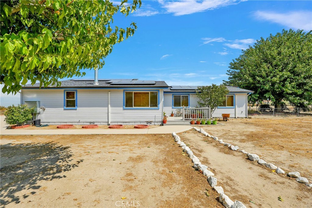 Property Photo: 13121 Oasis Road CA 92372