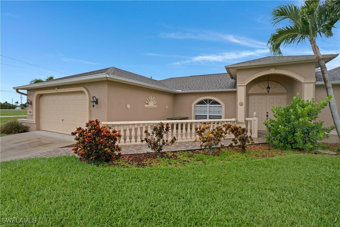 Property Photo:  106 SW 11th Terrace  FL 33991 