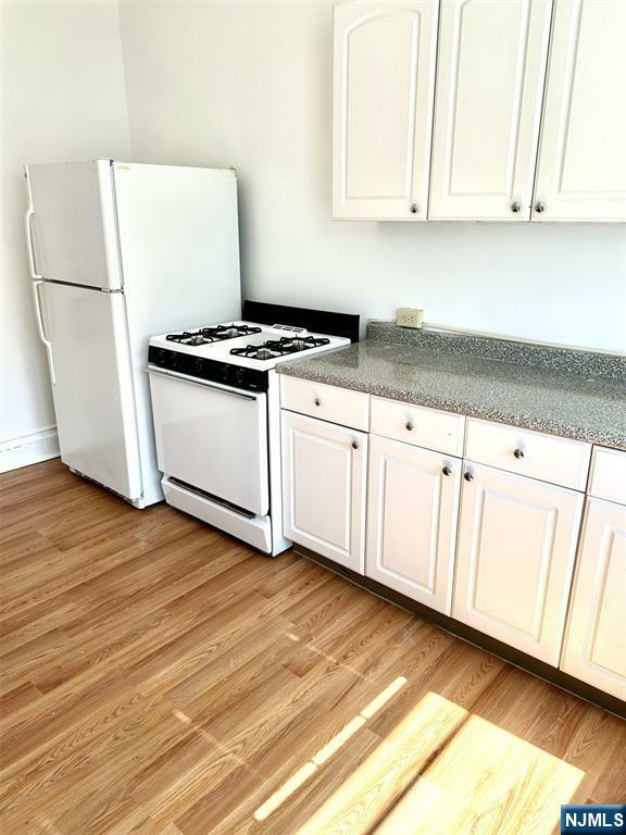 Property Photo:  69-71 W Mount Pleasant Avenue 1  NJ 07039 