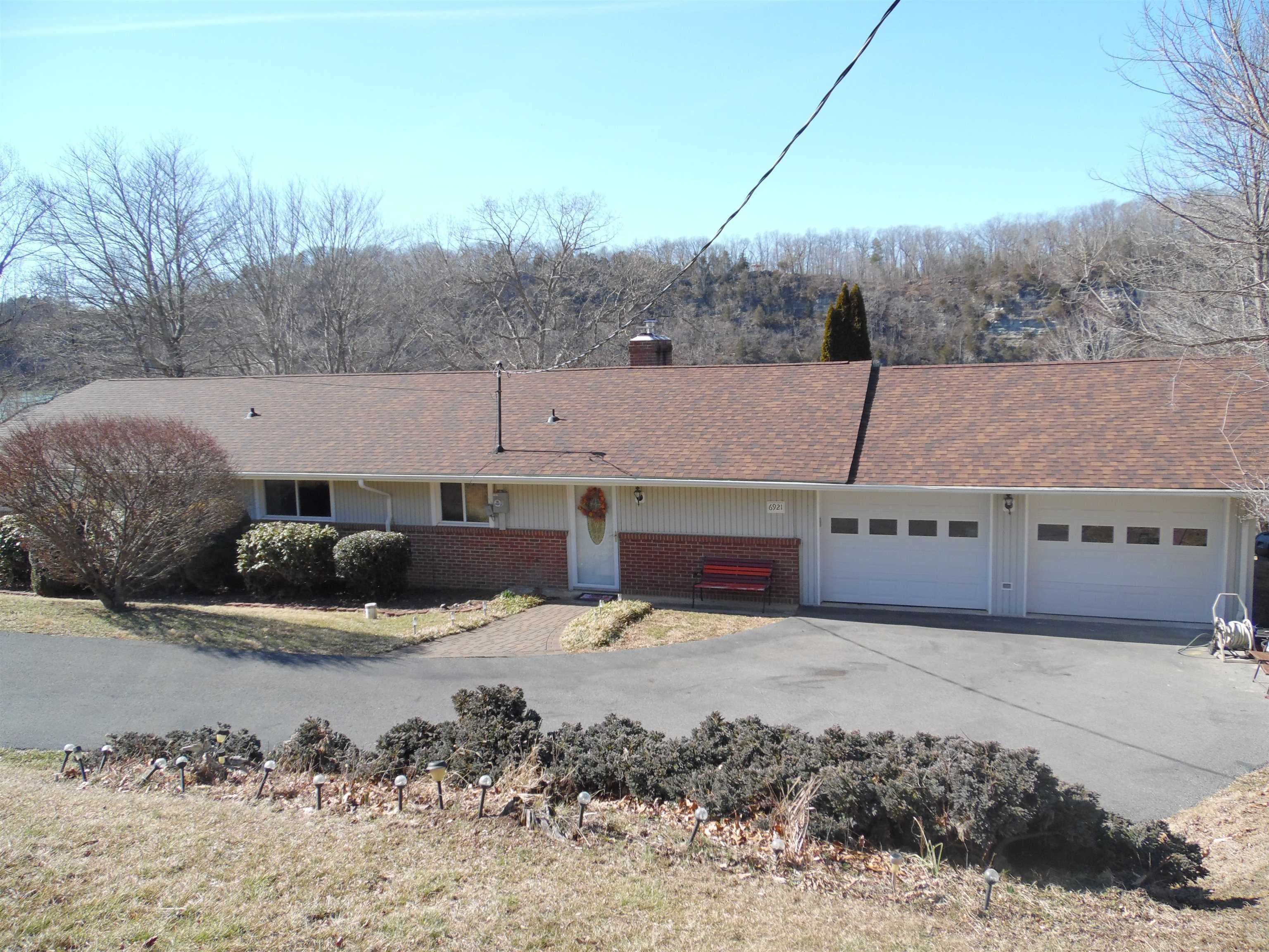 Property Photo: 6921 Beach Drive VA 24141