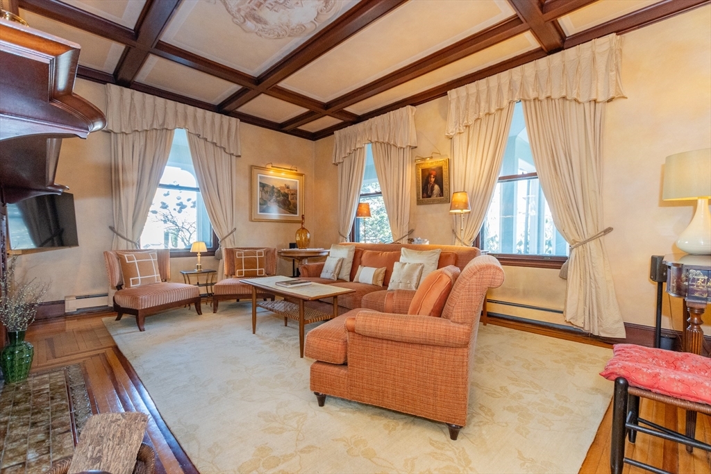 Property Photo: 177 Walnut St 177 MA 02460