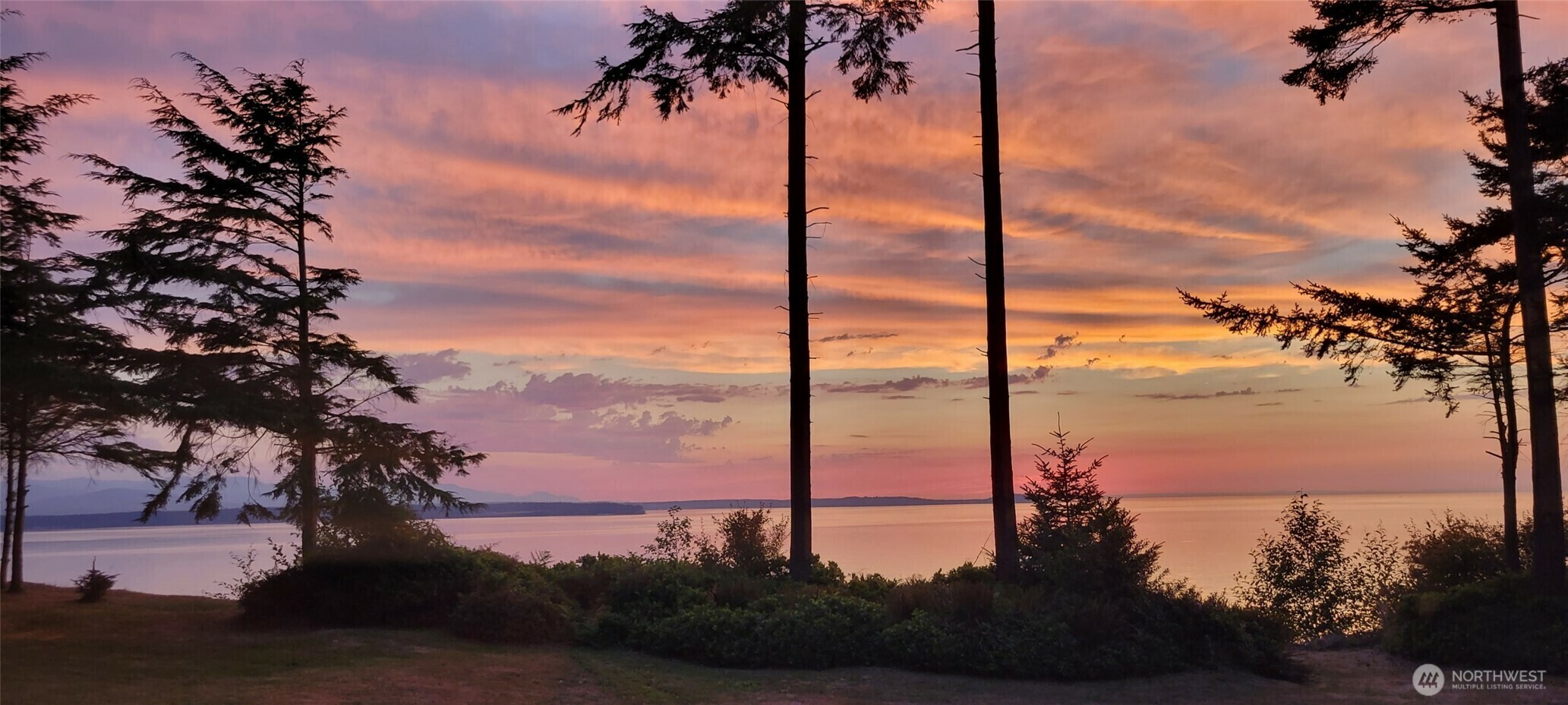 Property Photo:  2968  Eagle Bluff Road  WA 98253 