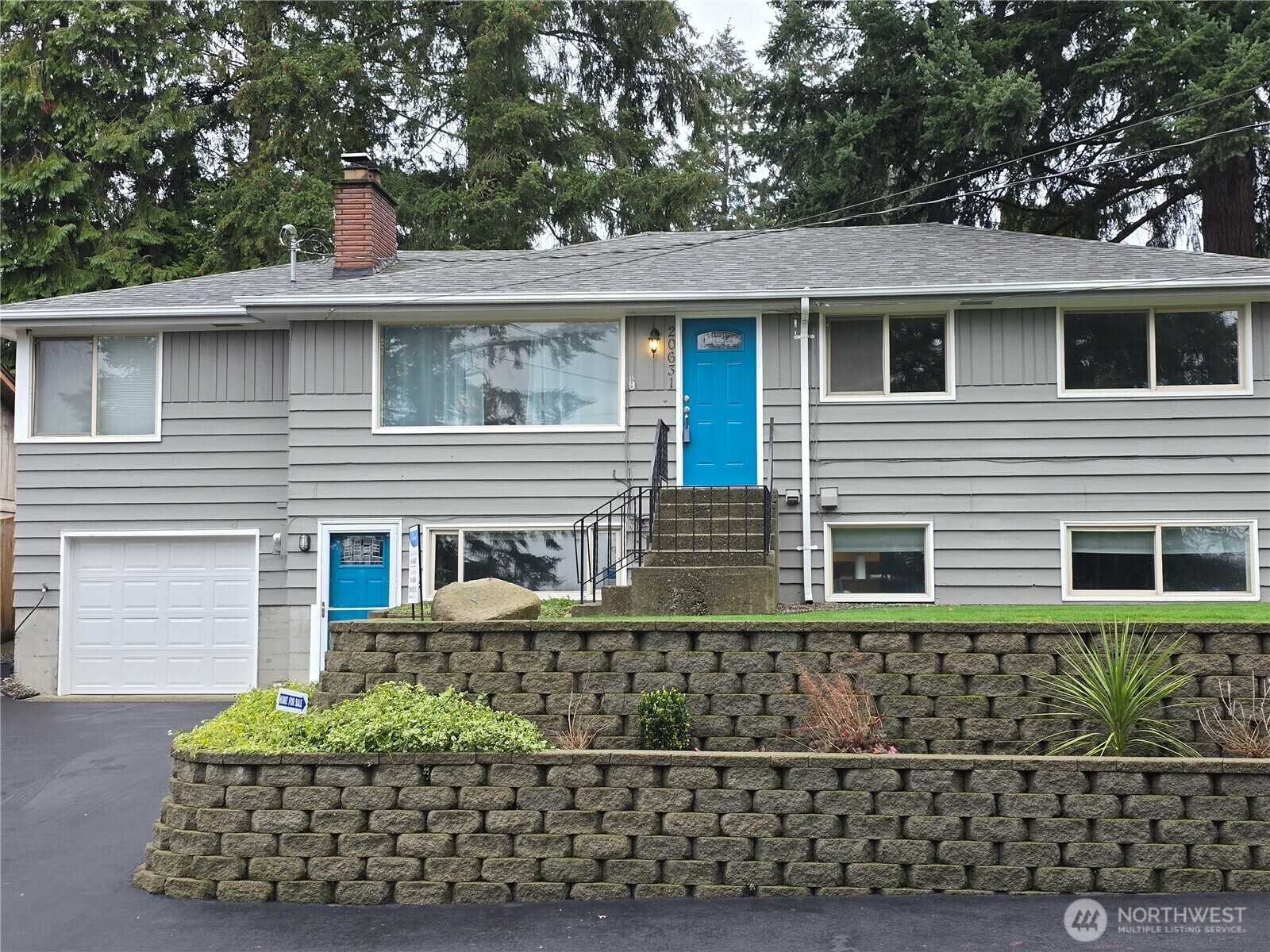 Property Photo: 20631 10th Avenue S WA 98198