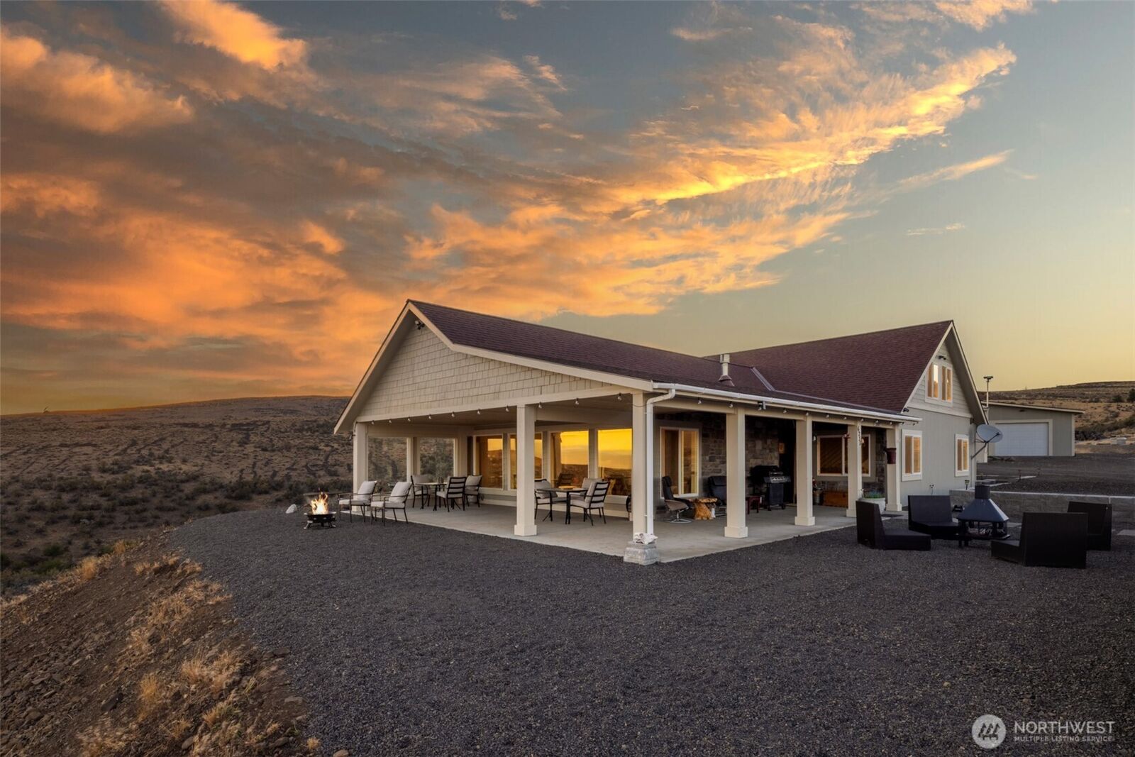Property Photo:  6238  Colockum Road  WA 98926 