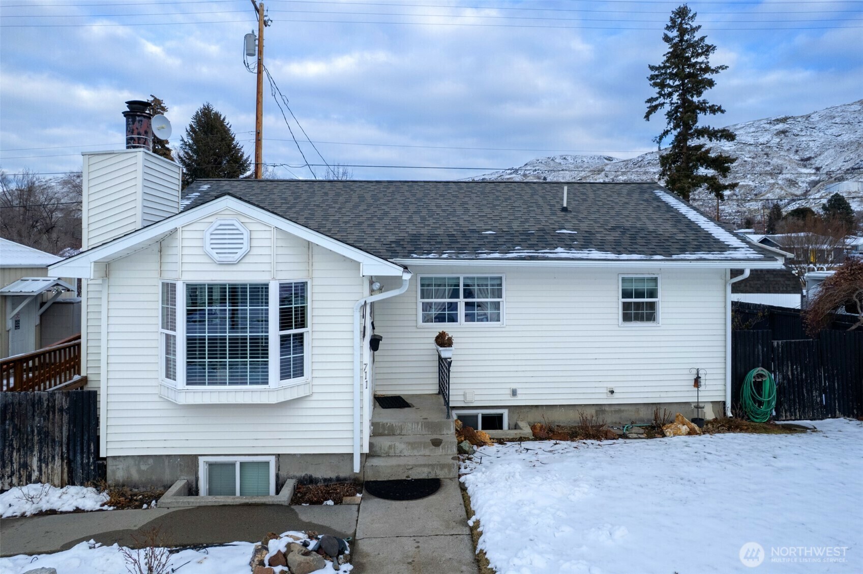 711  Holly Street  Coulee Dam WA 99116 photo