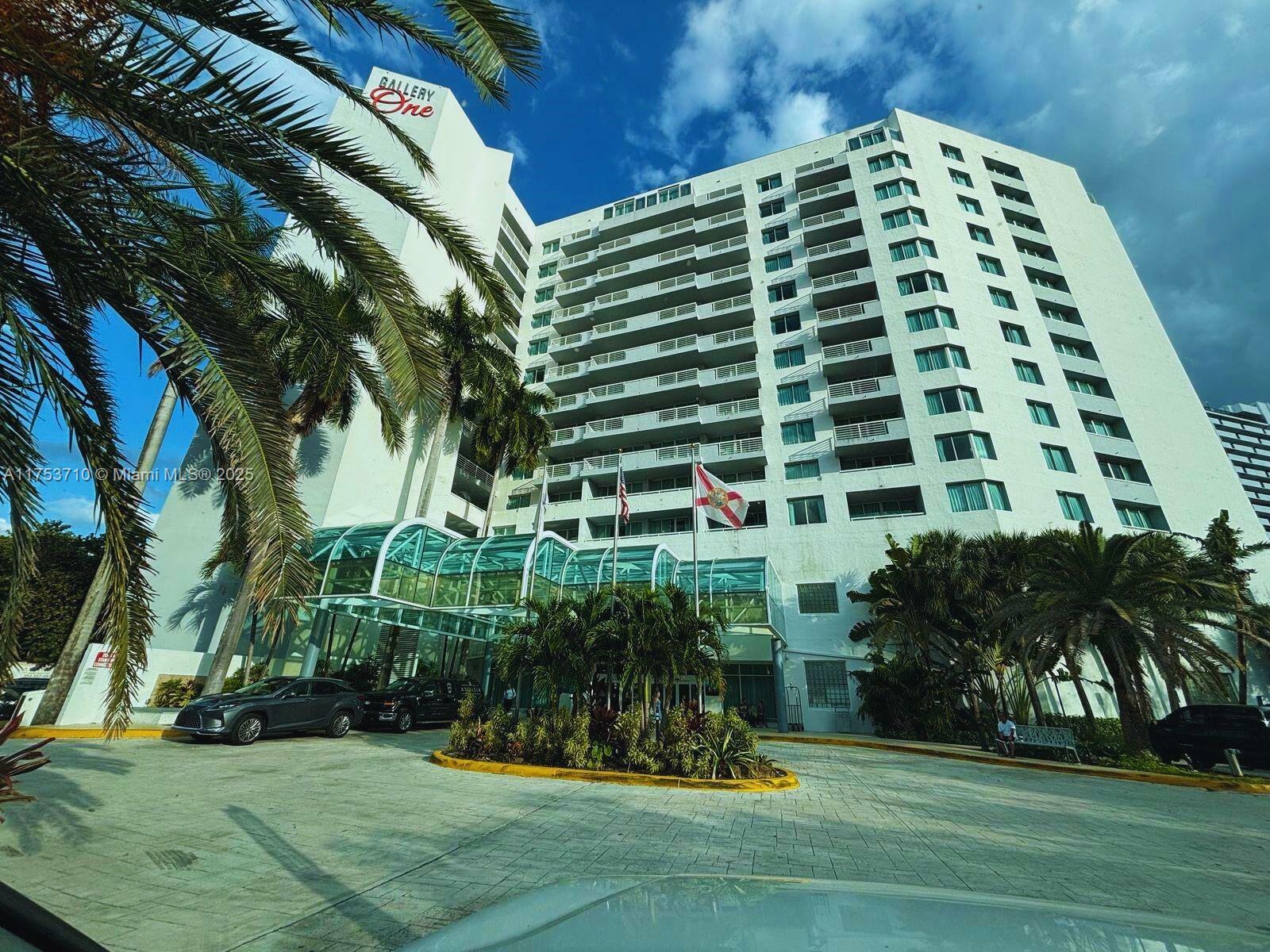 Property Photo: 2670 E Sunrise Blvd 302 FL 33304