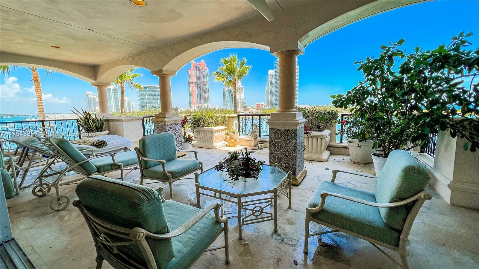 Property Photo:  7241 Fisher Island Dr 7241  FL 33109 