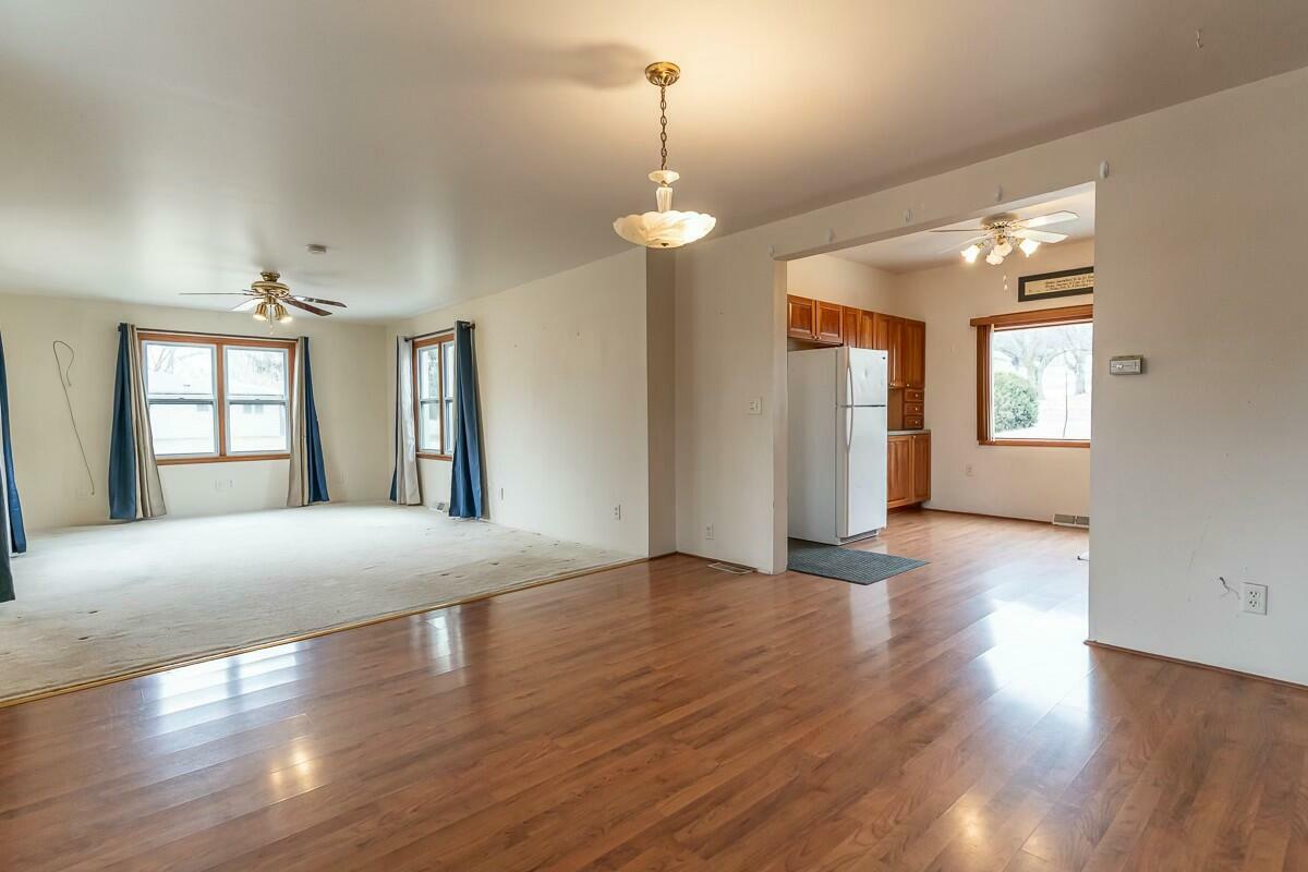 Property Photo:  202 May  Street  IA 51571 