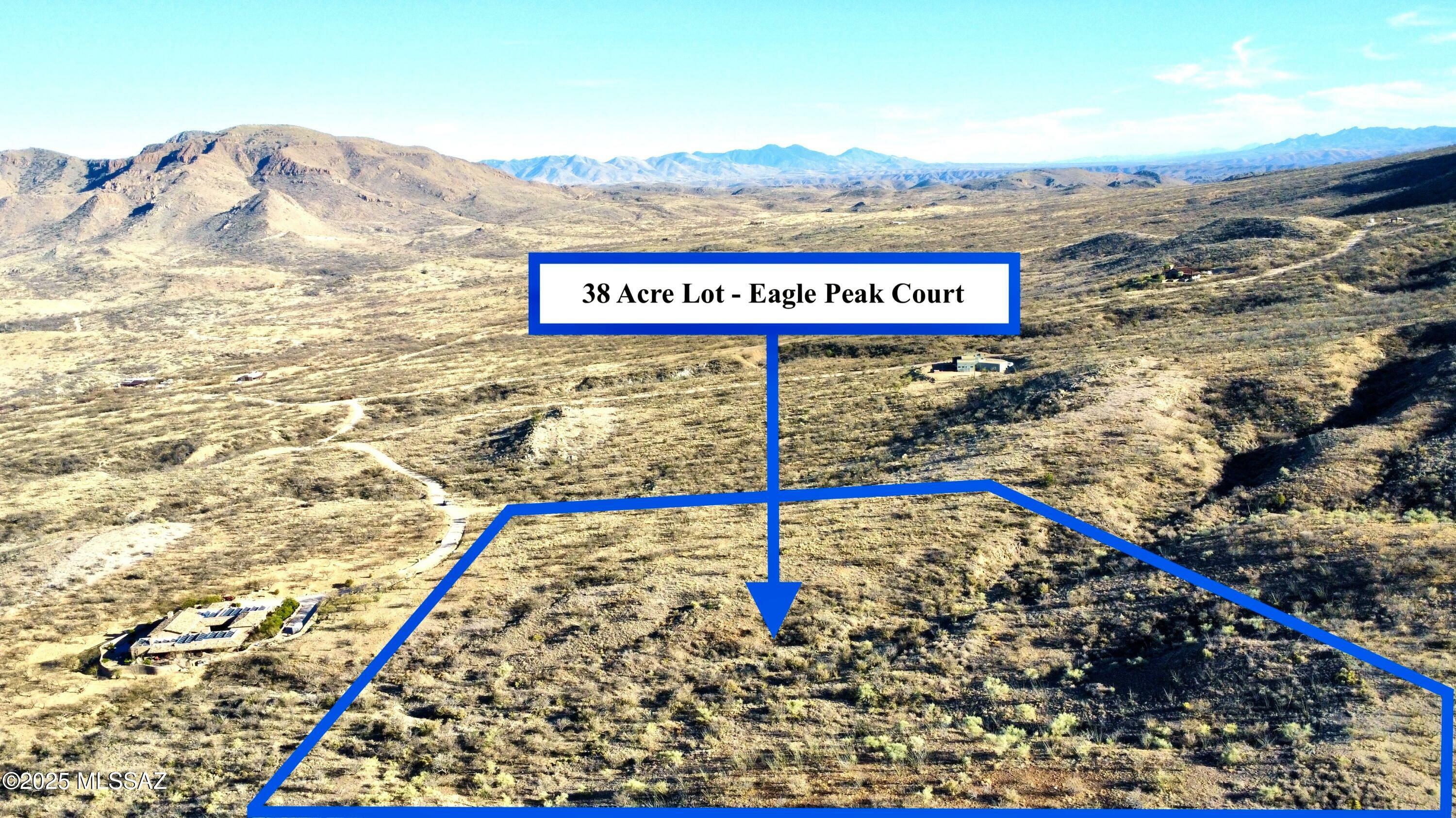 Property Photo:  Eagle Peak Ct 103  AZ 85648 