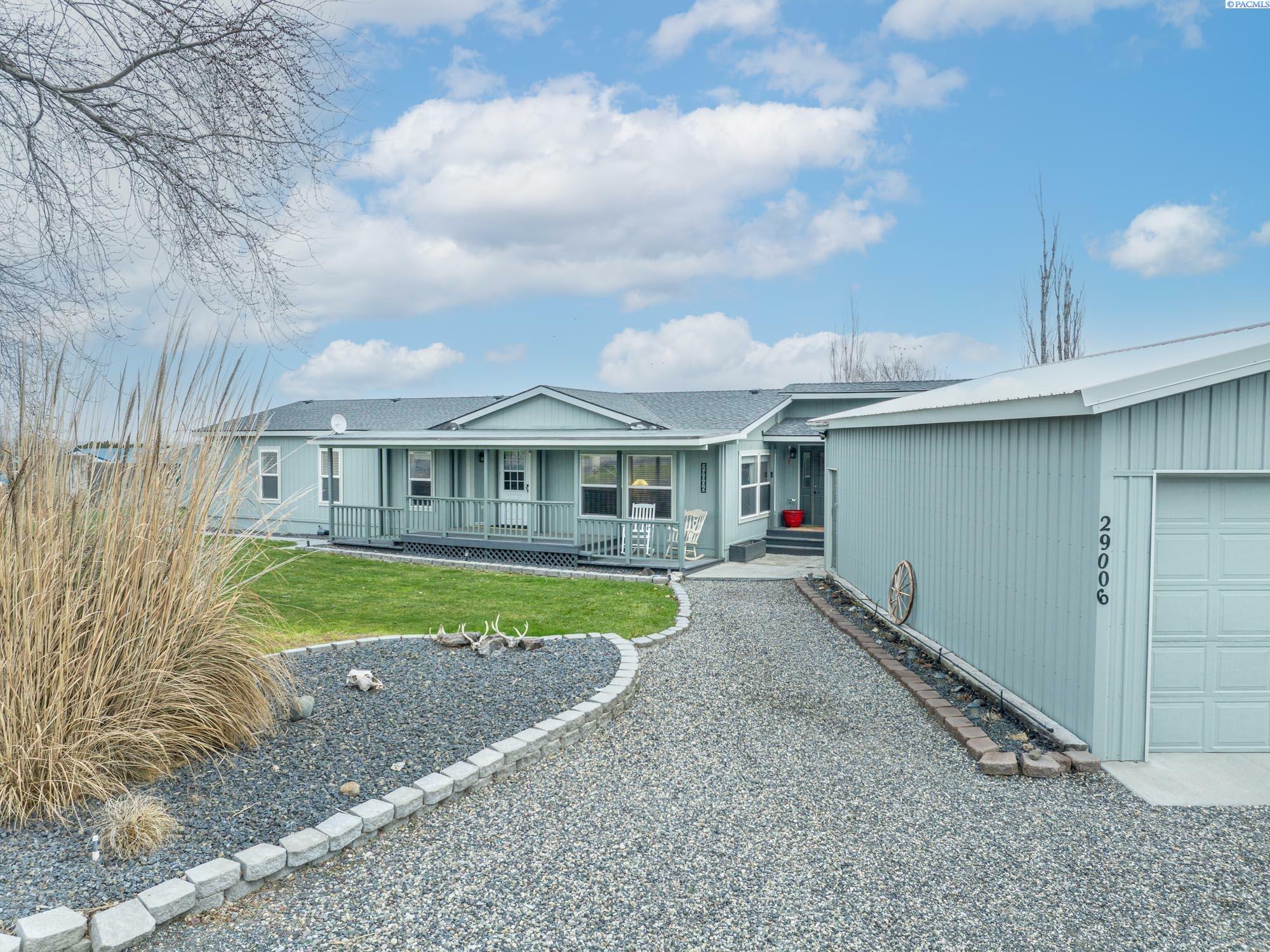 Property Photo: 29006 E Ruppert Rd WA 99320