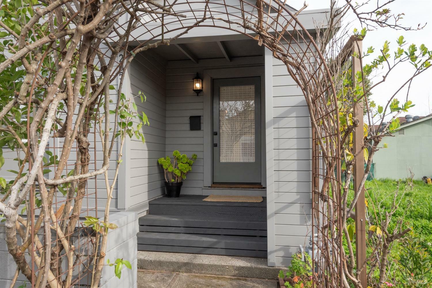 Property Photo:  205 G Street  CA 94952 