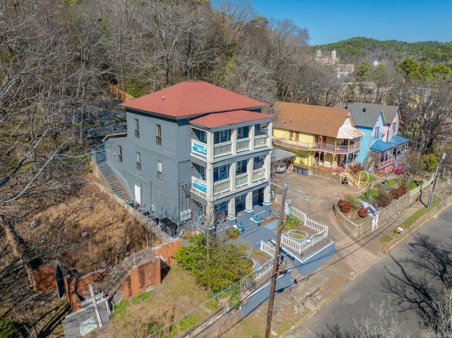 224 Court Street  Hot Springs National Park AR 71901 photo