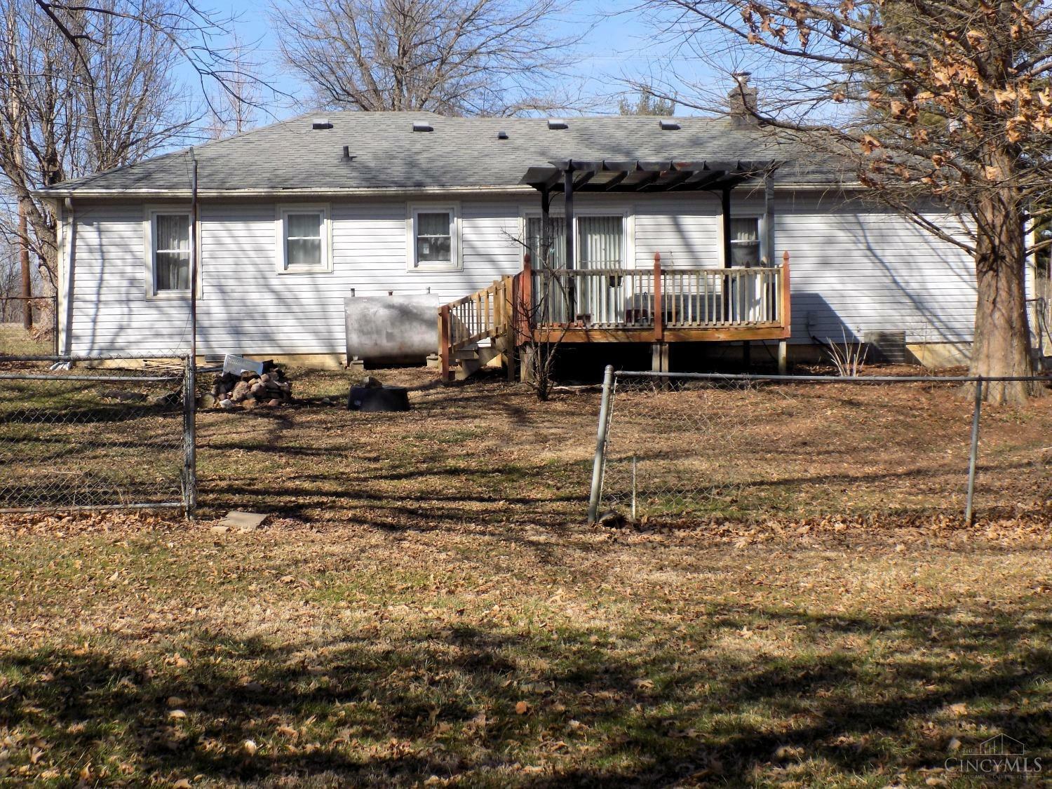 Property Photo:  927 E US 22 &Amp 3  OH 45152 