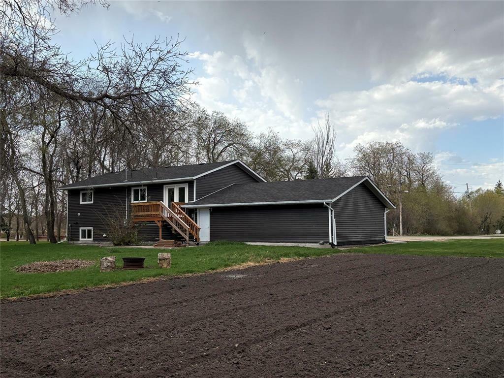 Property Photo: 210 1st Street Northwest MB R0L 1S0