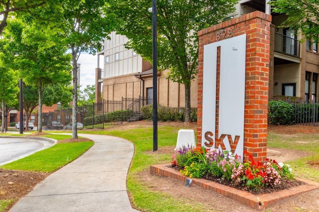 898 Oak Street SW 3109  Atlanta GA 30310 photo