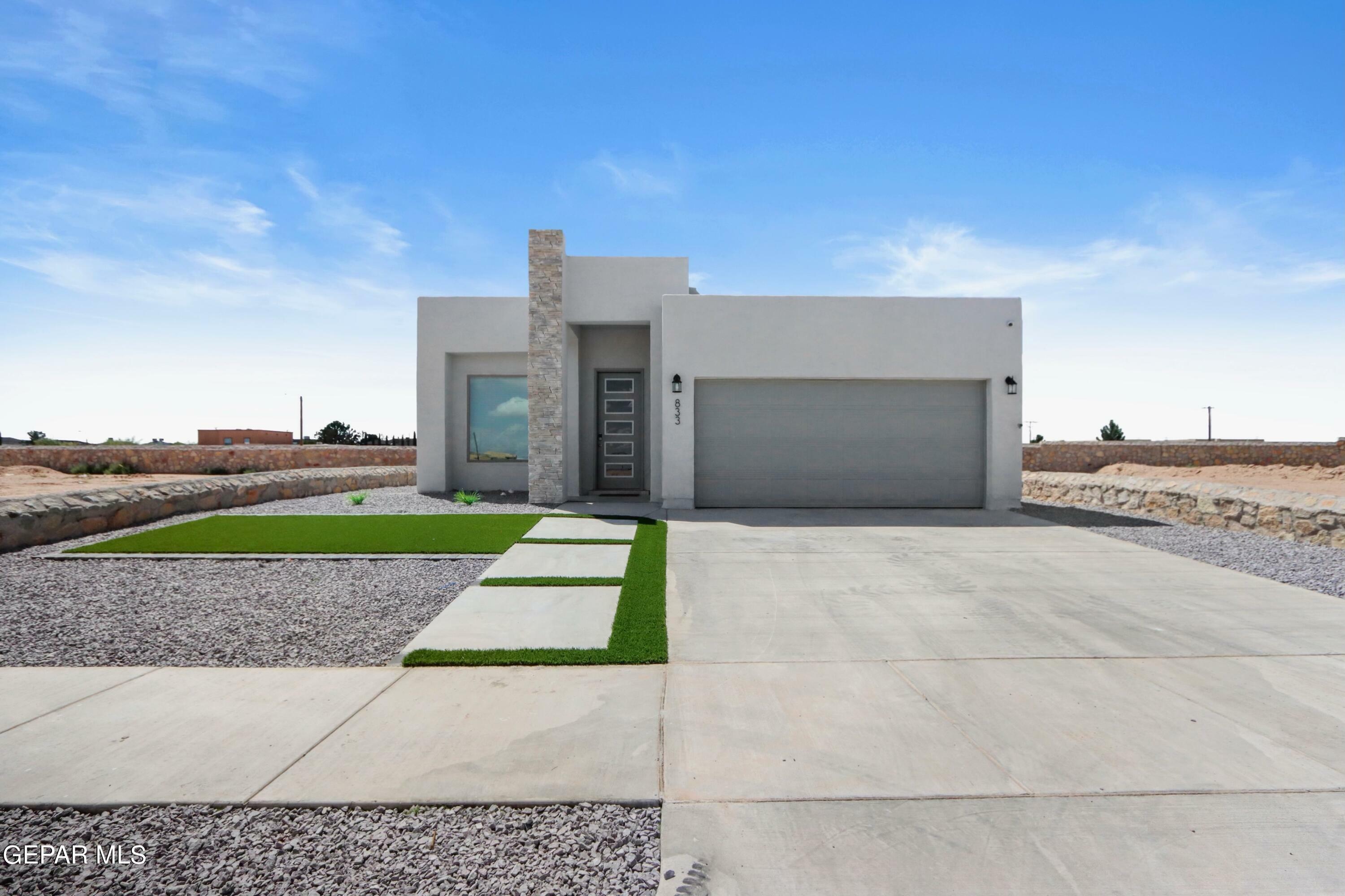 13832 Margaret Ponce Avenue  Horizon City TX 79928 photo
