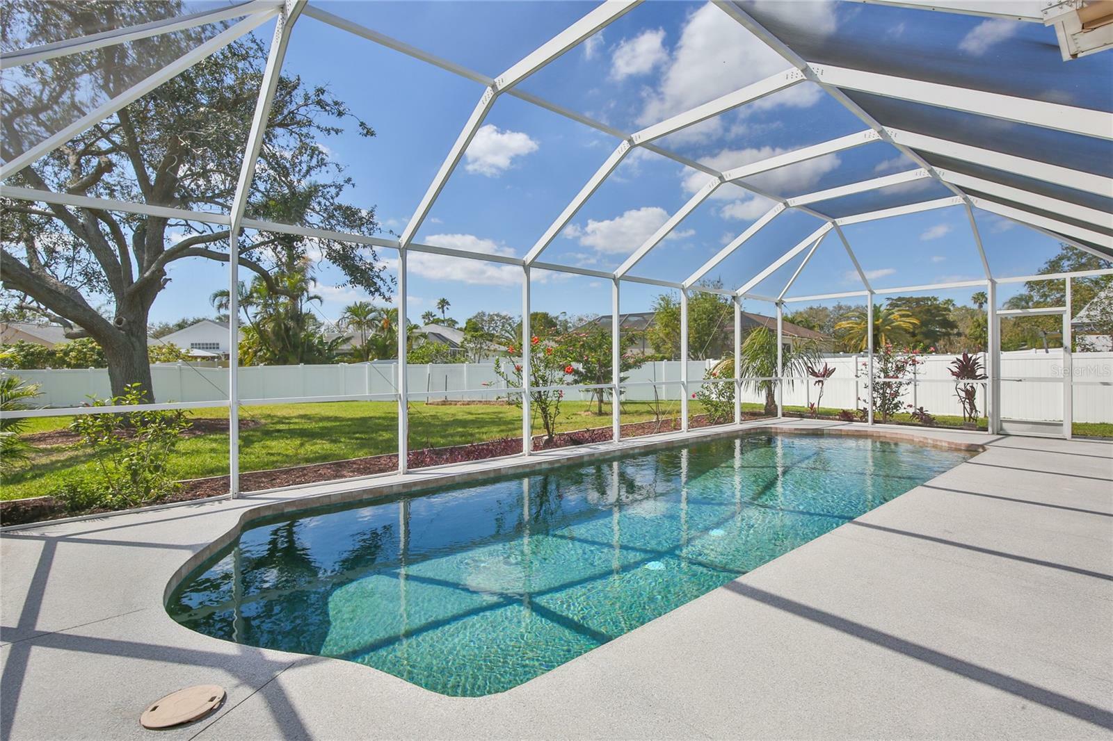 Property Photo:  4920 Breakwater Drive  FL 34203 