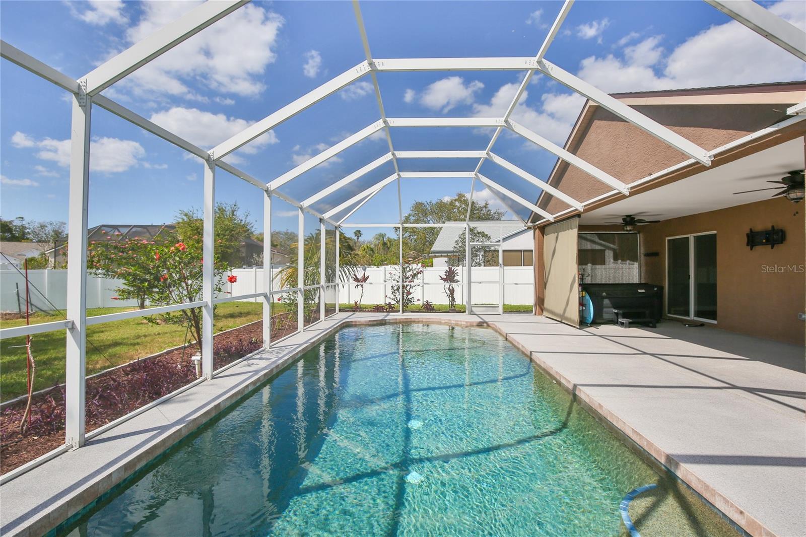 Property Photo: 4920 Breakwater Drive FL 34203