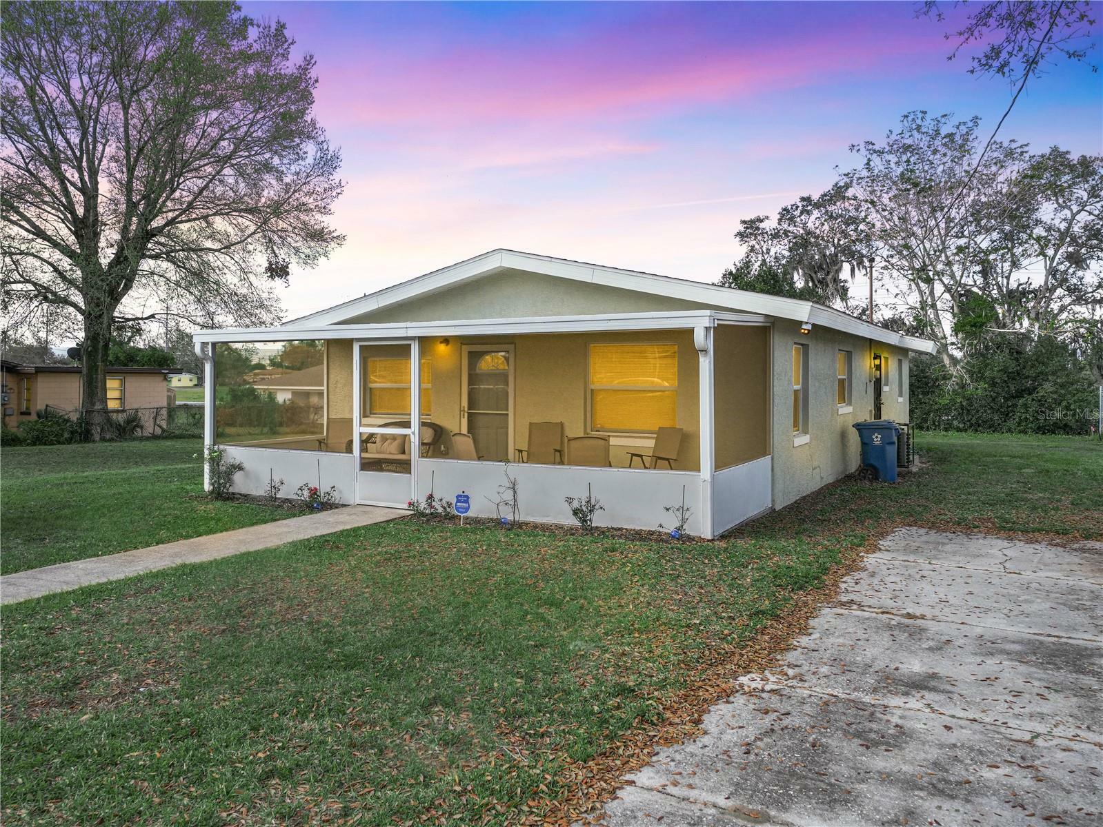 Property Photo:  343 Jewell Street  FL 33853 