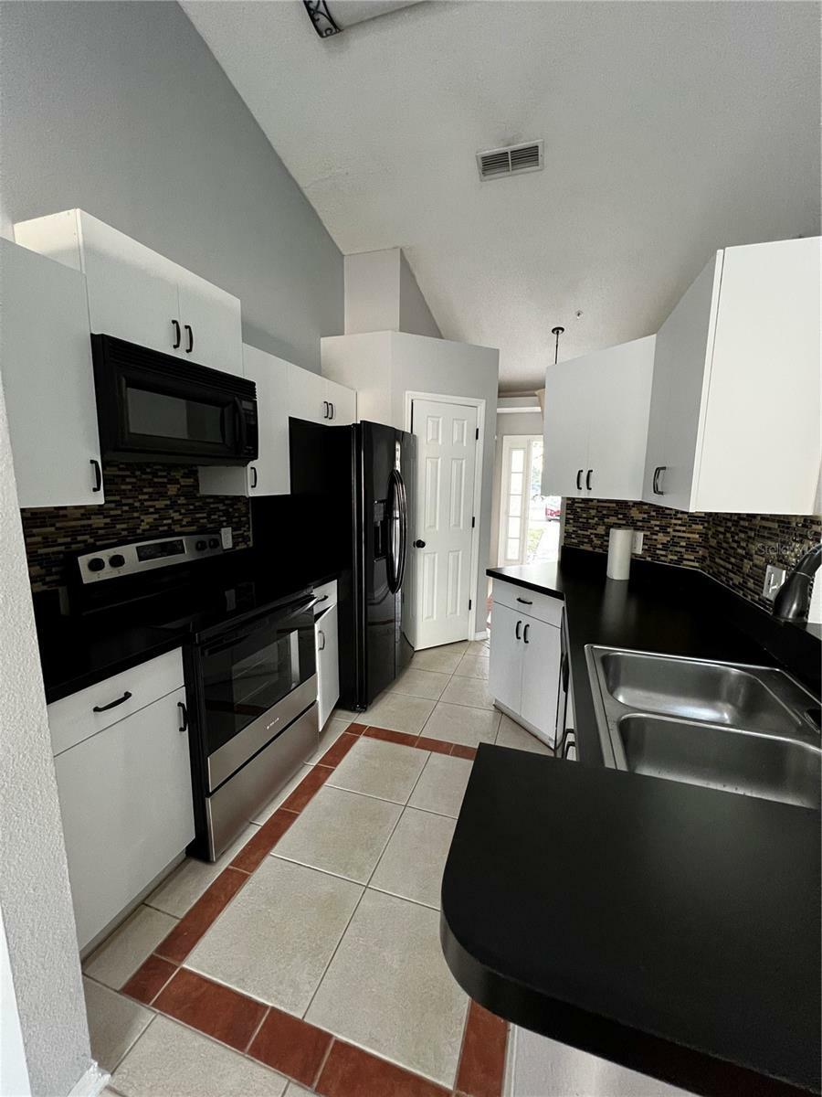 Property Photo:  1603 Emily Court  FL 34744 