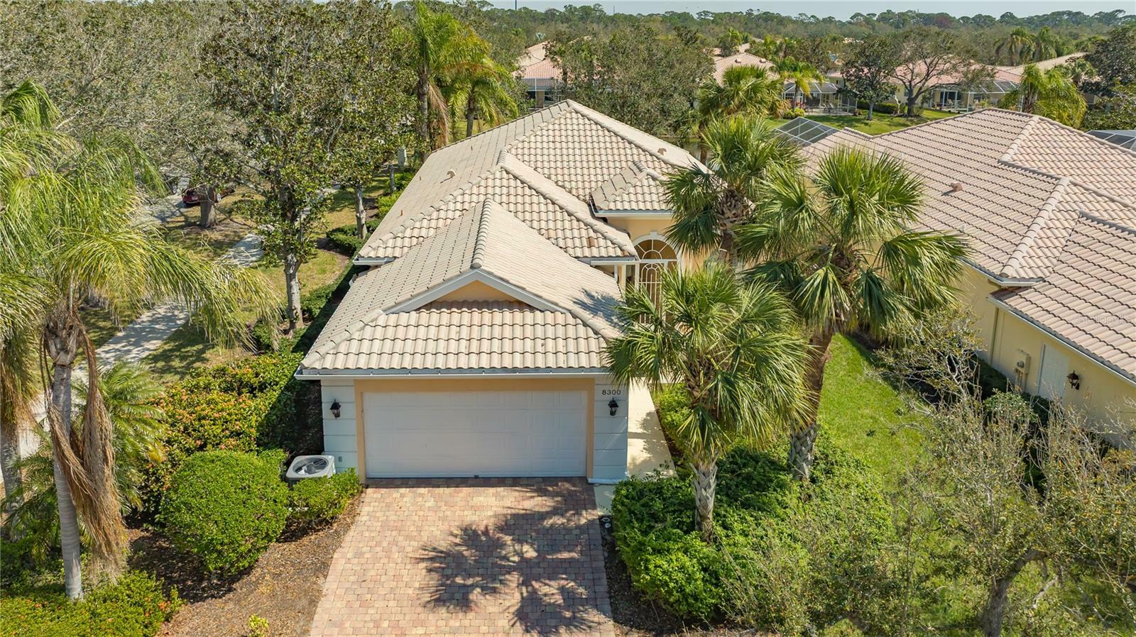 Property Photo: 8300 Jesolo Lane FL 34238