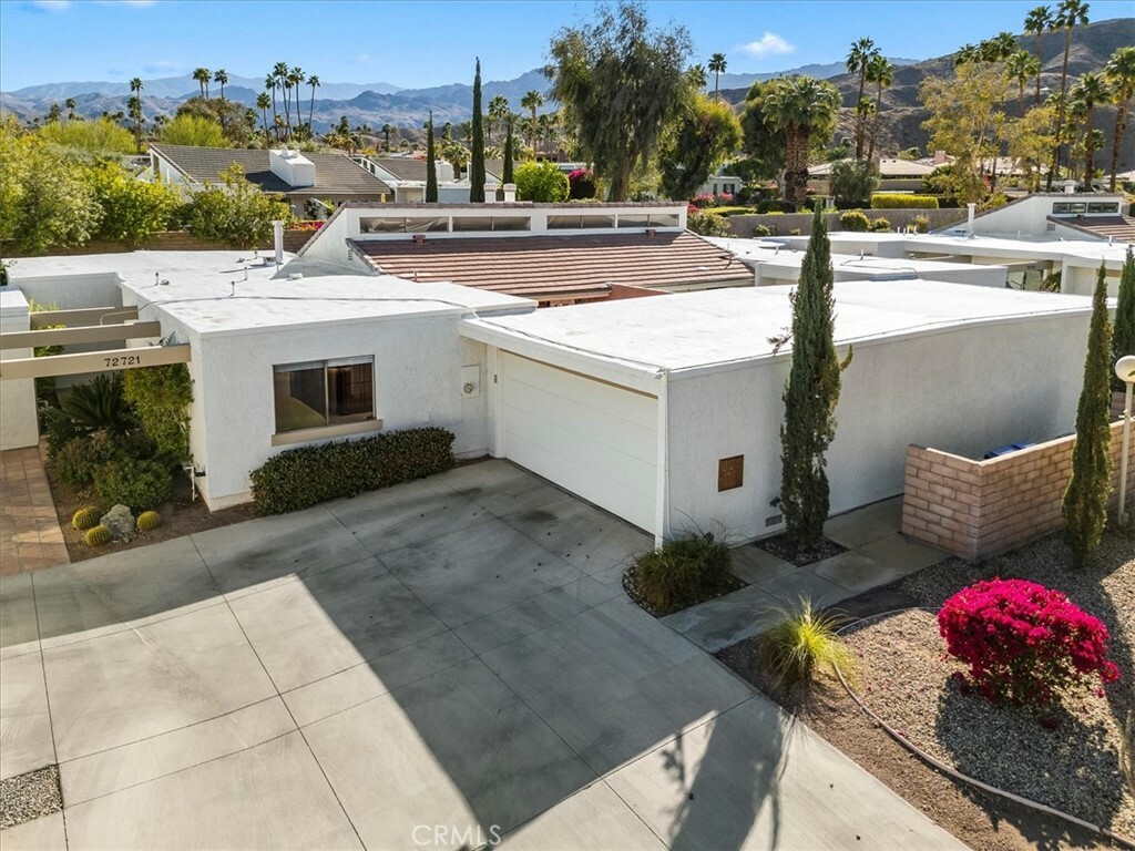 Property Photo:  72721 Yucca Court  CA 92260 