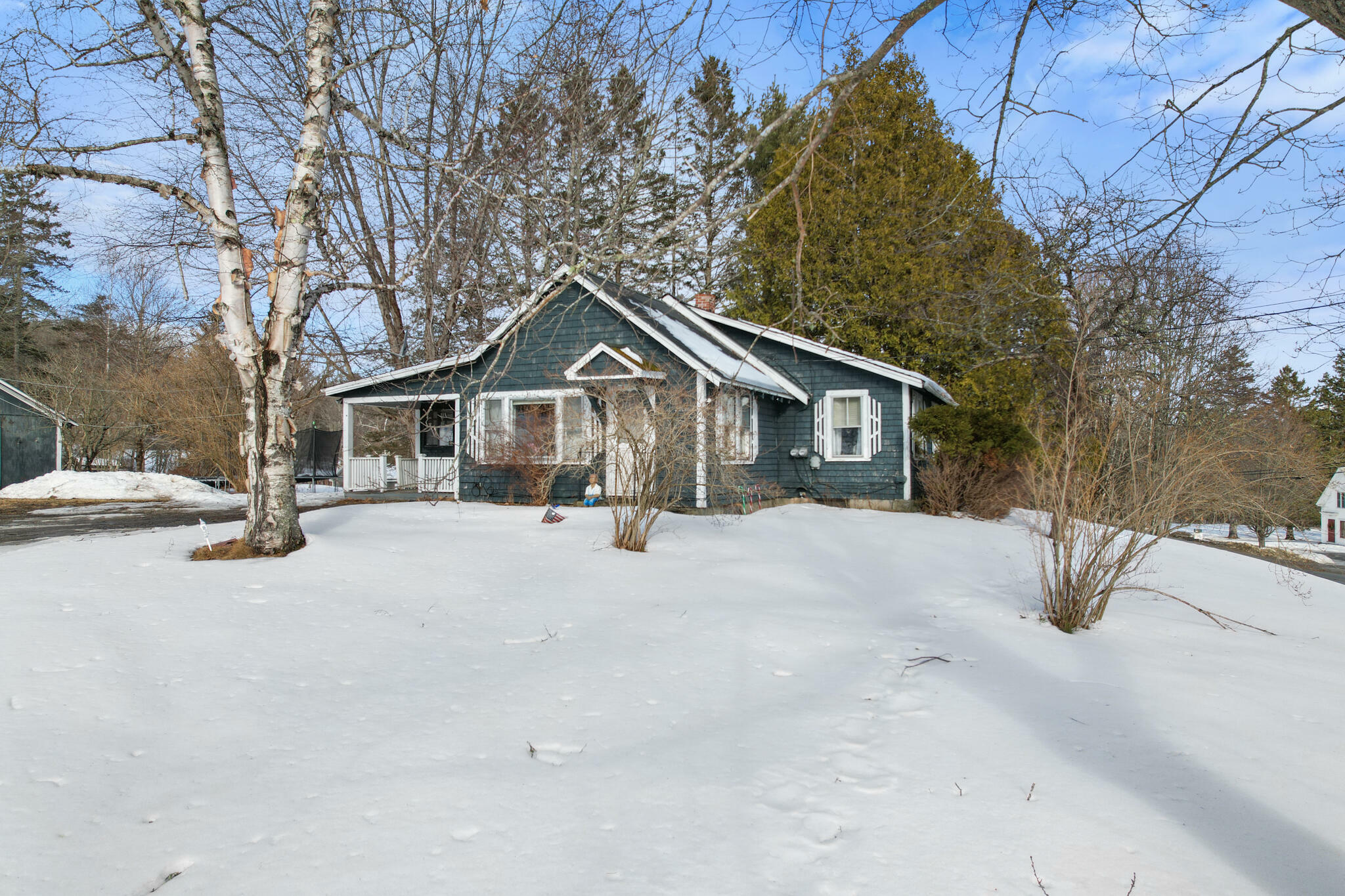 Property Photo: 133 Eastside Road ME 04640