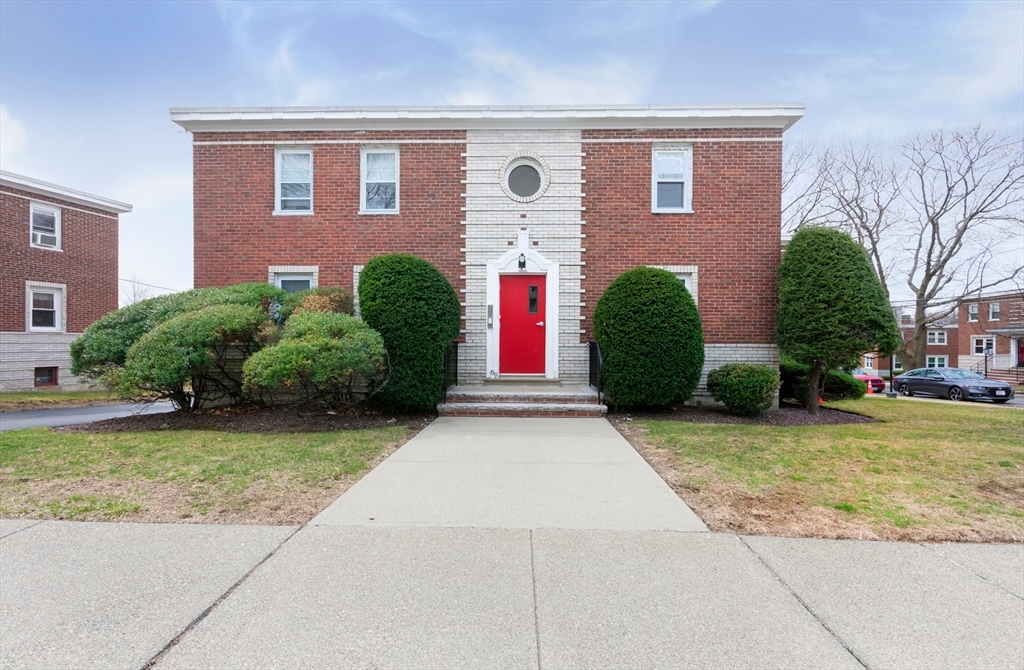 Property Photo: 69 Bell Rock St 4 MA 02148