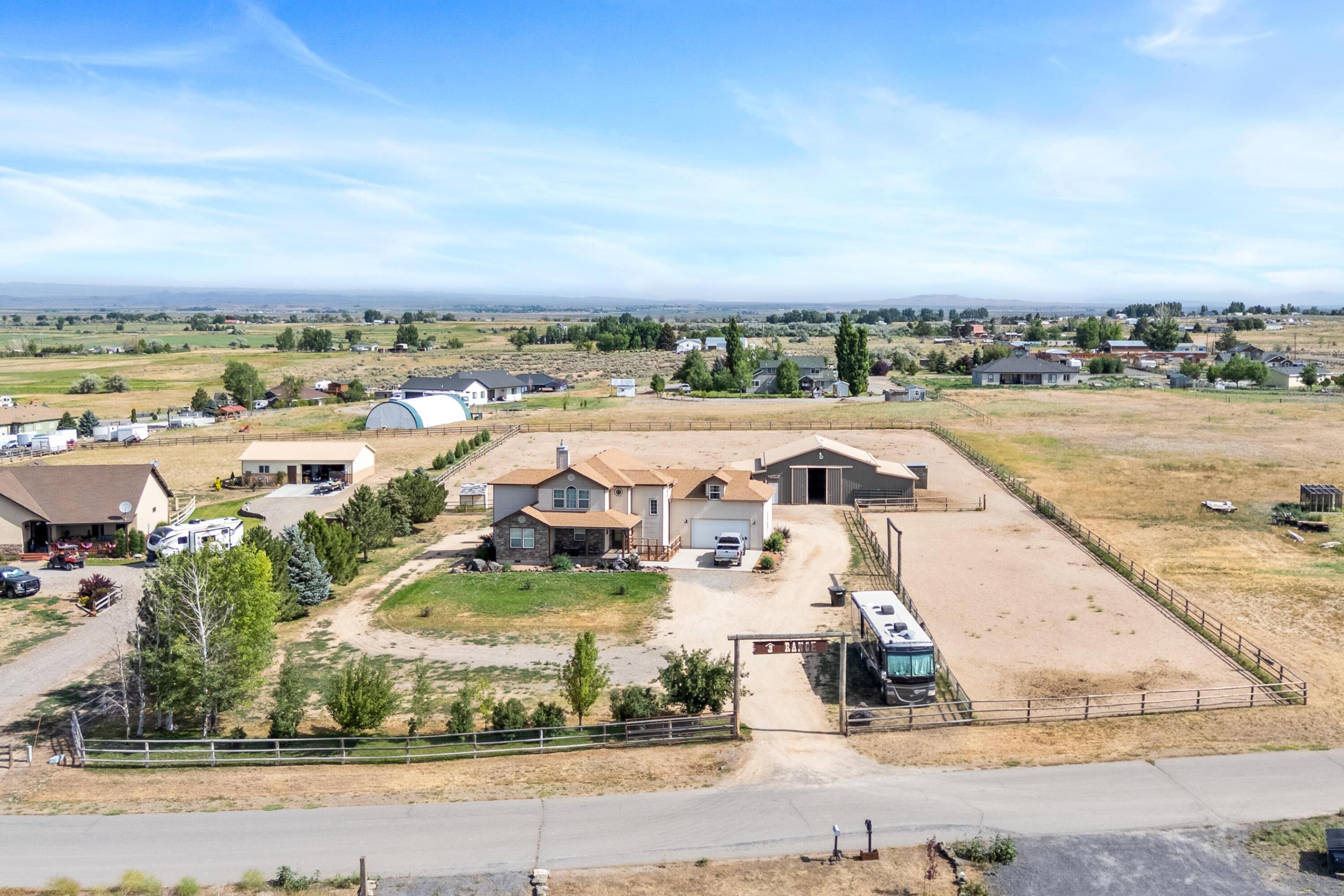 Property Photo: 187 E Syringa Loop ID 83352