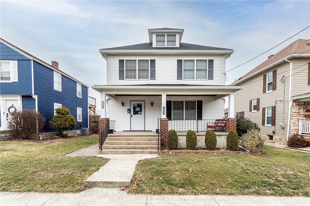 Property Photo: 1224 Sycamore St PA 15425