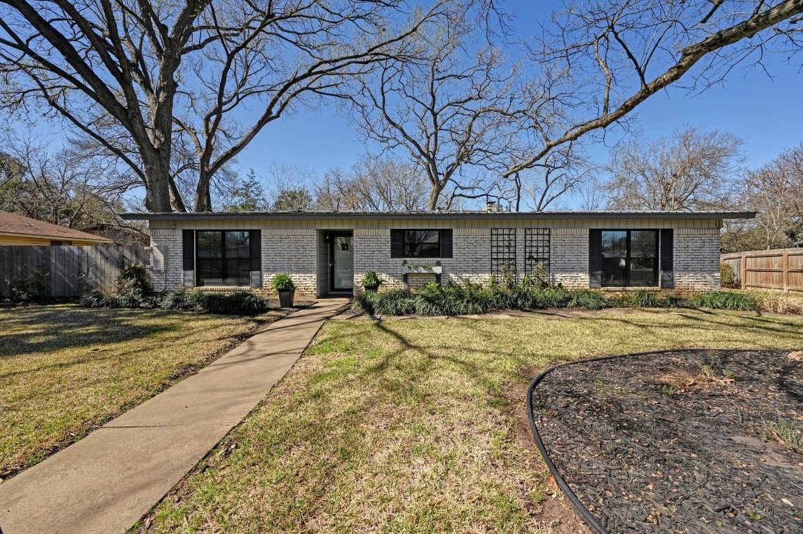 2403 Remuda Trail  Austin TX 78745 photo