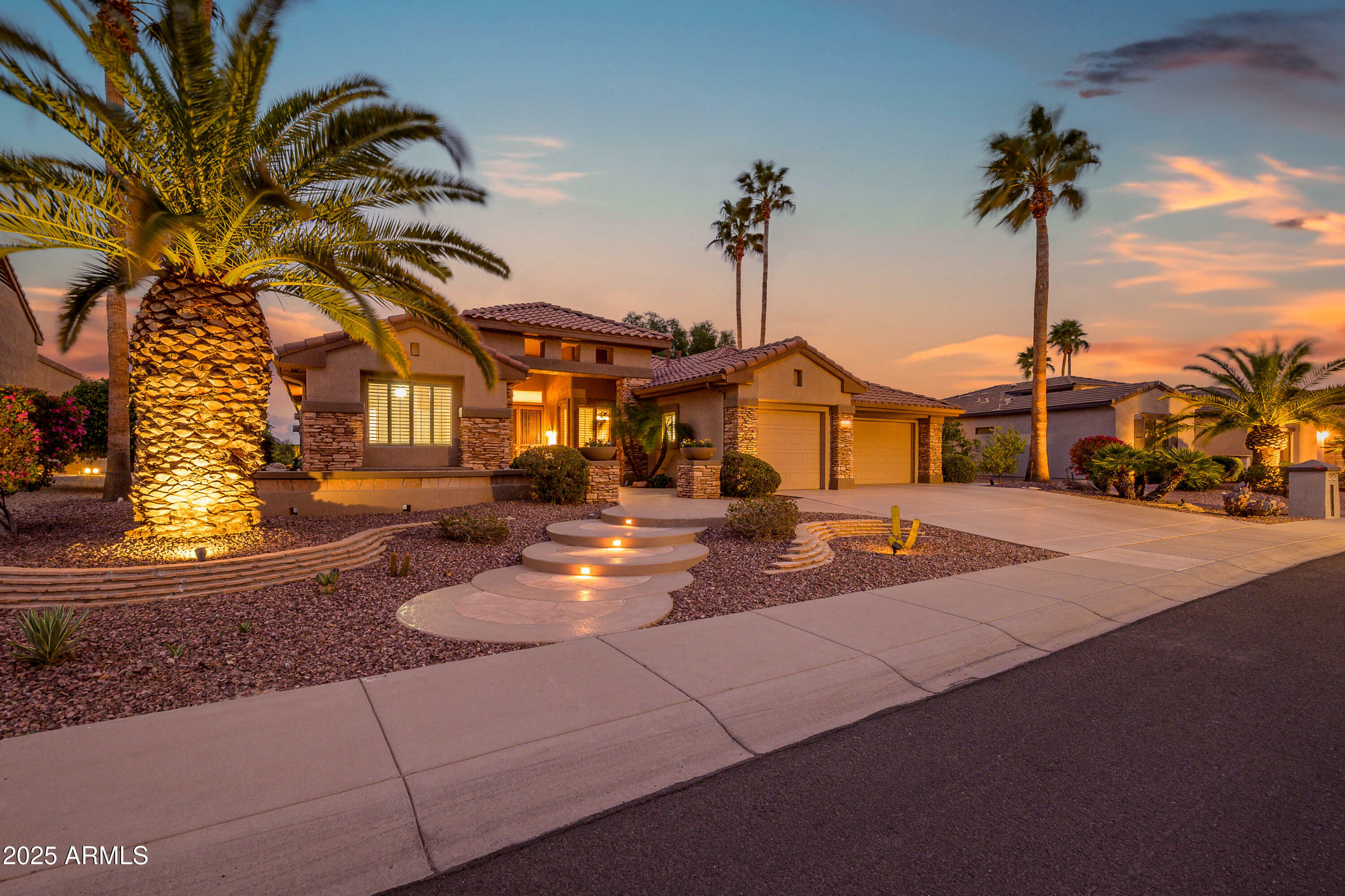 Property Photo:  15751 W Linksview Drive  AZ 85374 