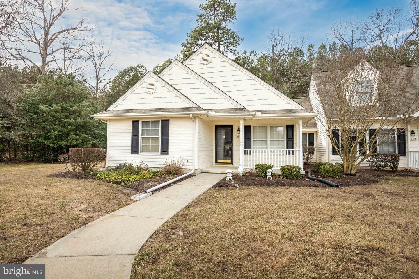 Property Photo: 408 Lindenhurst Court MD 21804
