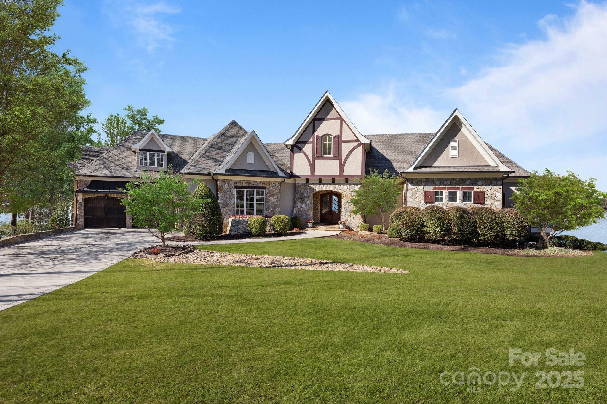 Property Photo: 134 Larkhaven Lane NC 28117