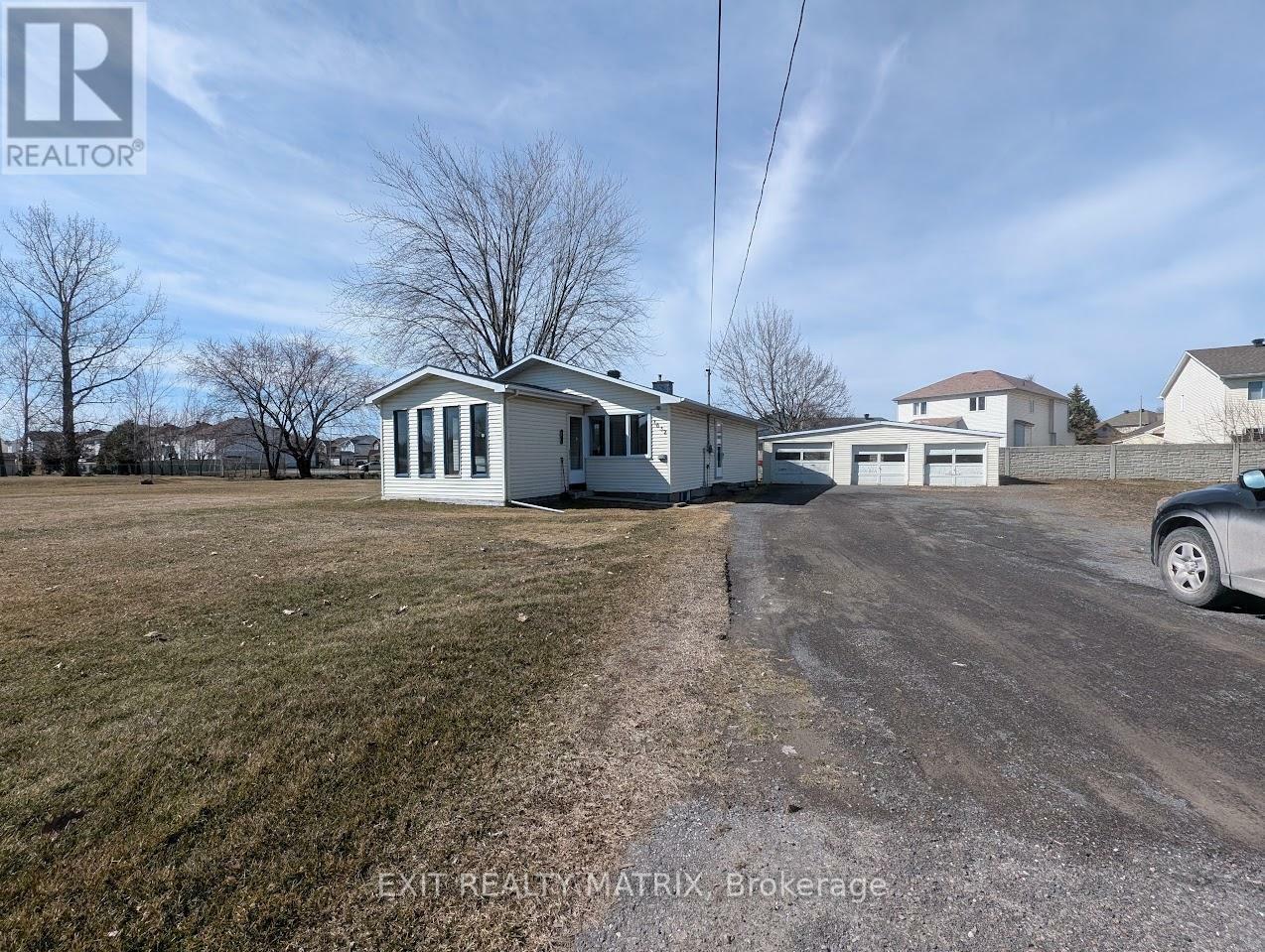 Property Photo: 1632 Trim Road ON K4A 3P8