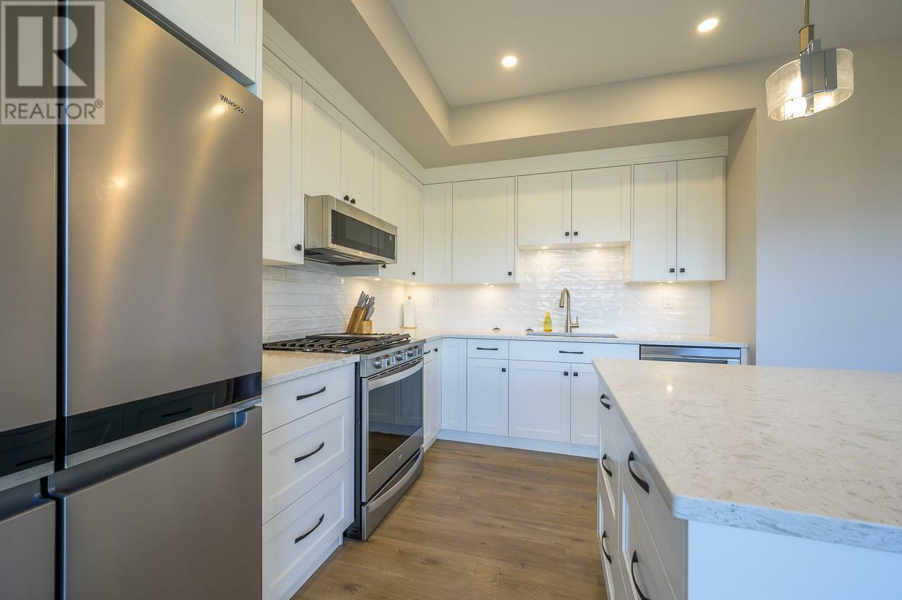 Property Photo: 130 Colebrook Road 43 BC V1S 0B4