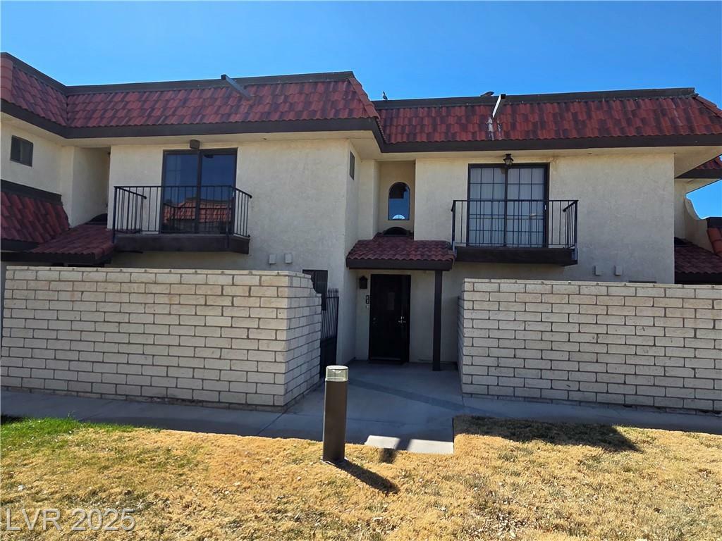 Property Photo: 741 Bourbon Street E3 NV 89048