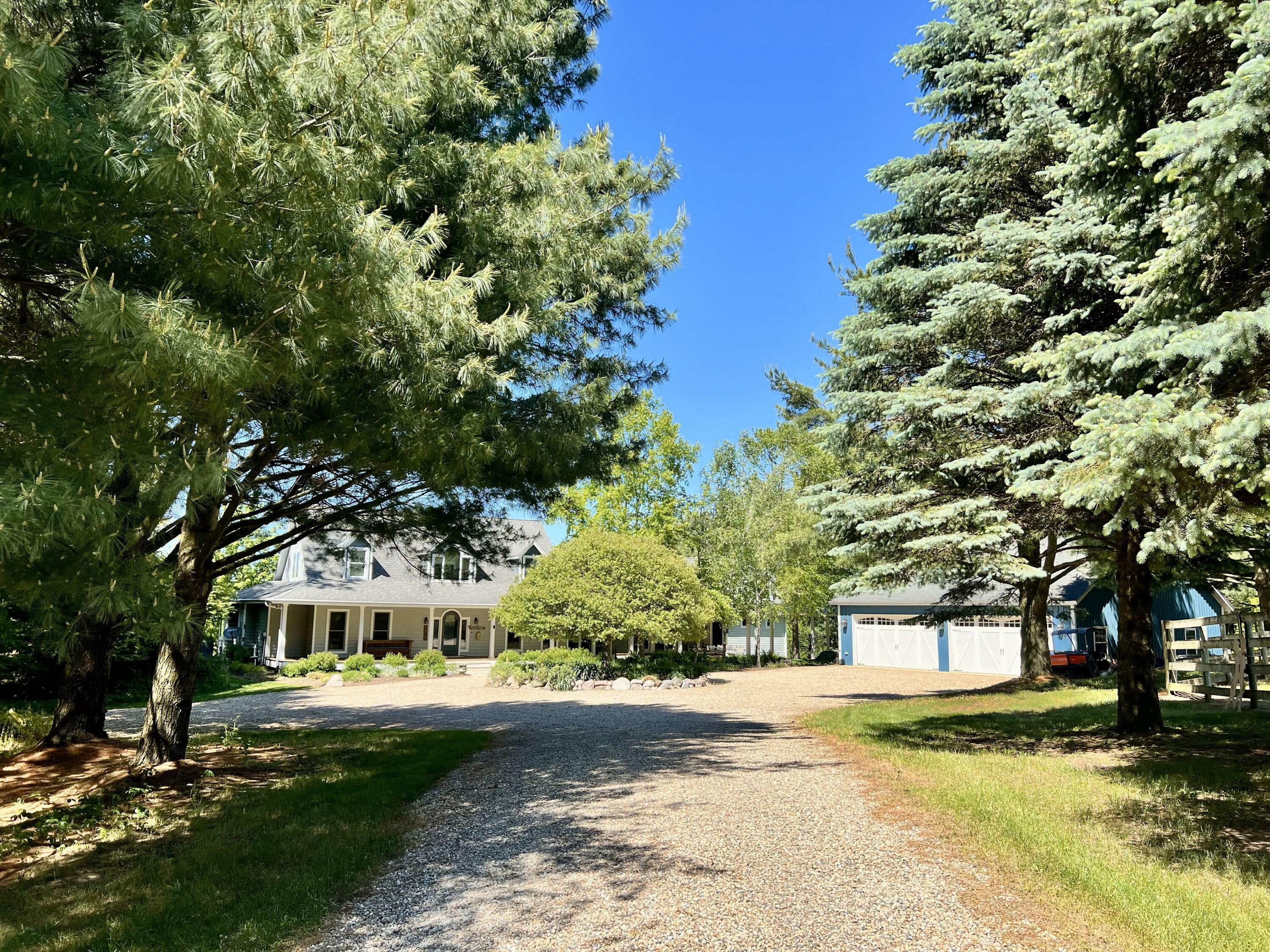 Property Photo: 5699 E 1000 IN 46350