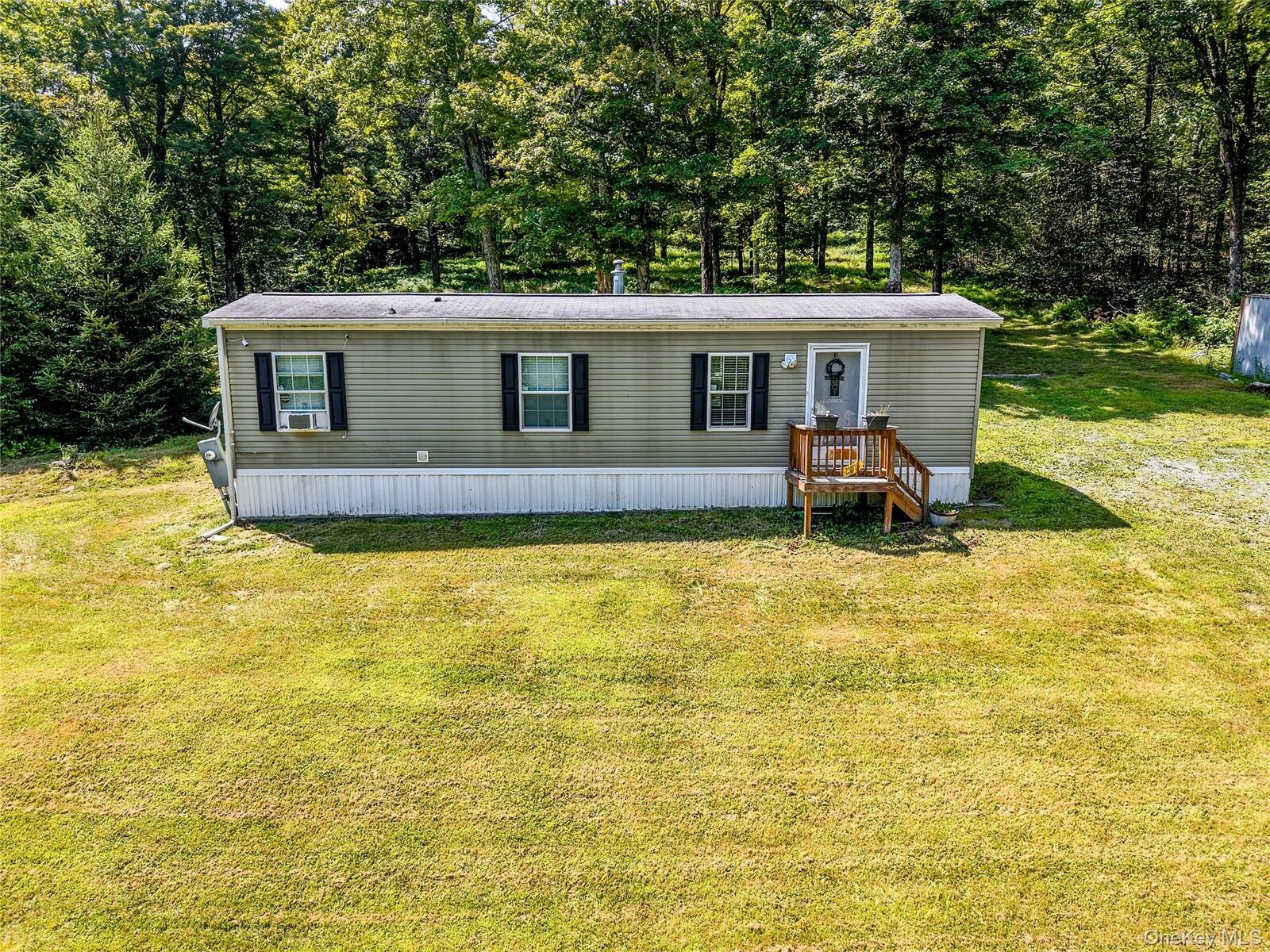 Property Photo:  628 Lenape Lake Road  NY 12758 
