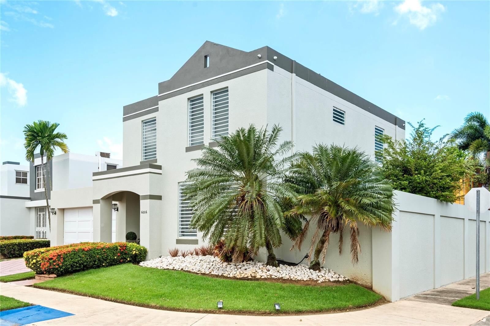 Property Photo:  6006 Via Del Palmar  PR 00951 