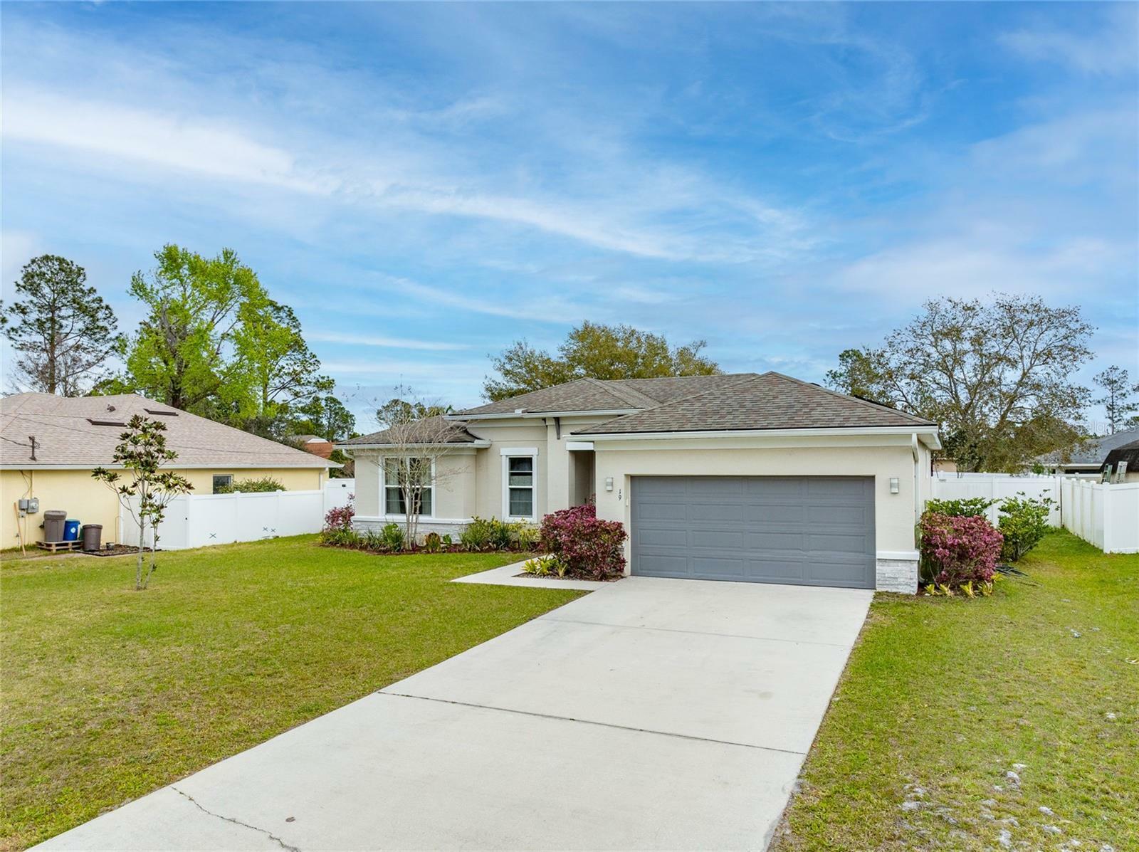 Property Photo: 19 Russman Lane FL 32164