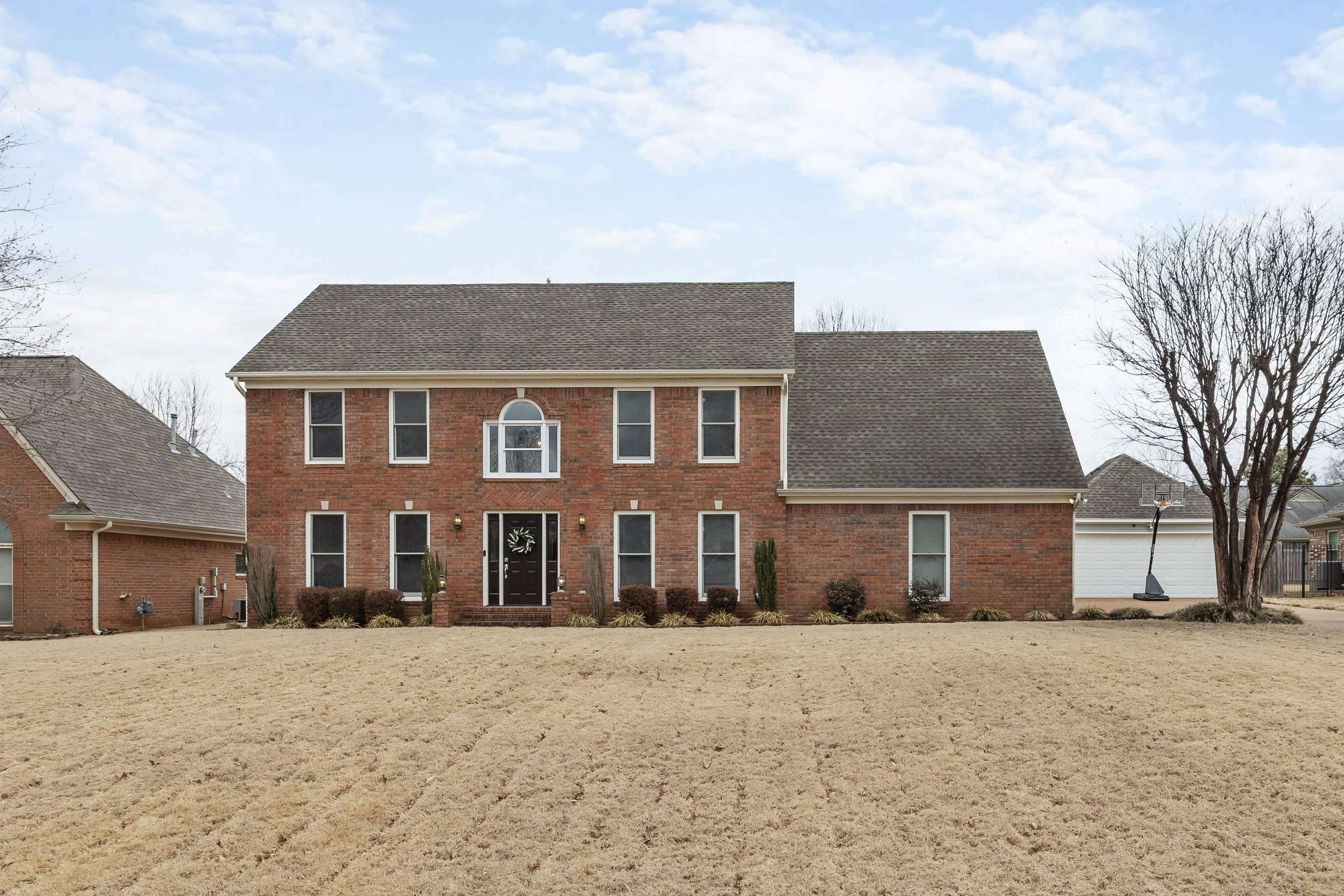 Property Photo: 3360 Pembroke Ellis Cv TN 38133