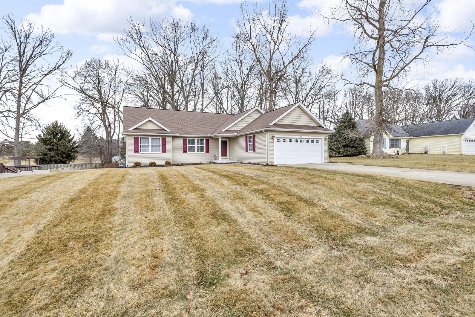 Property Photo: 3338 Harben Street MI 49203