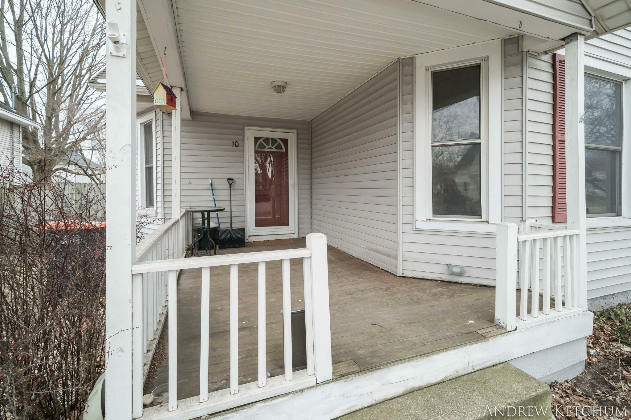 Property Photo: 10 W 18th Street MI 49423
