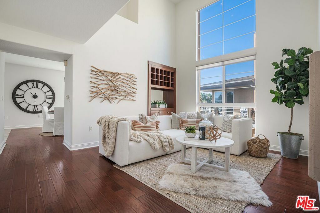 Property Photo:  5831 Seawalk Drive 215  CA 90094 