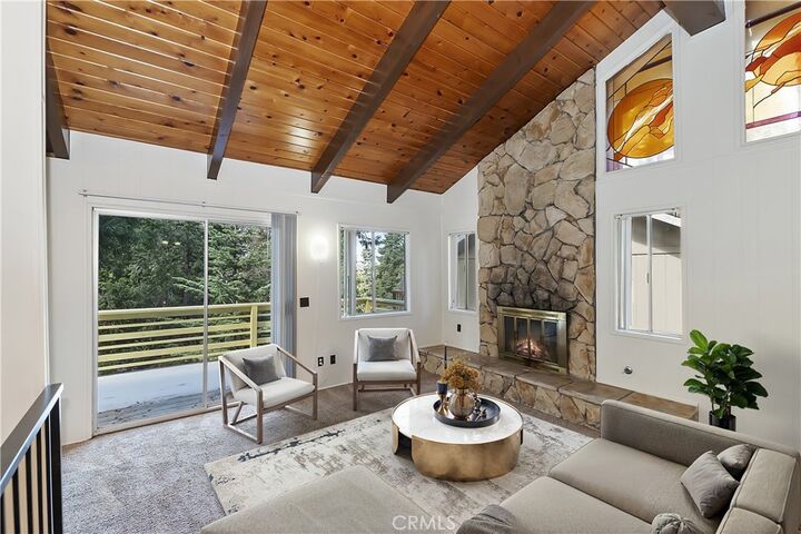Property Photo: 1019 Jungfrau Drive CA 92325