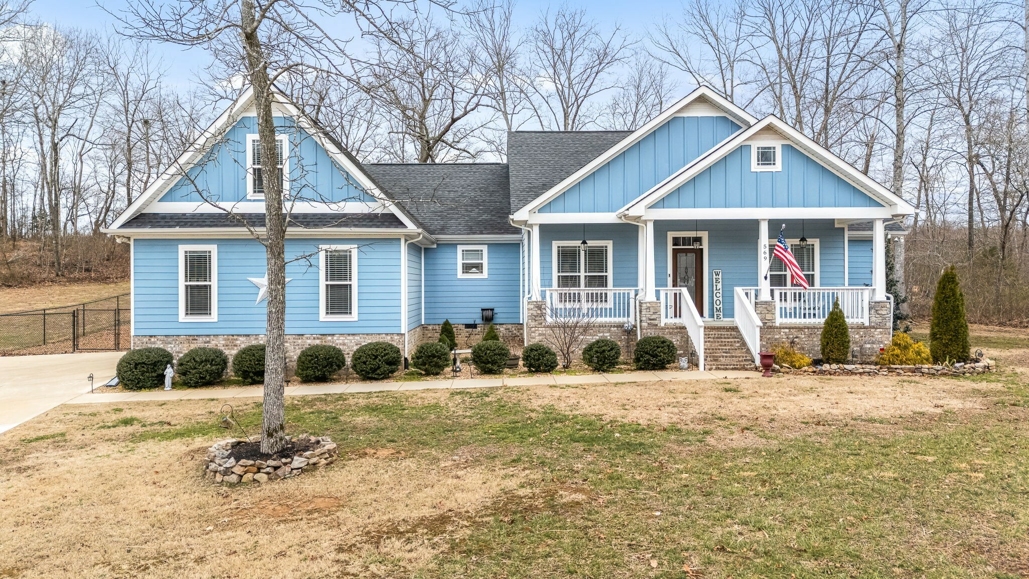 Property Photo: 569 Station Cir TN 37388