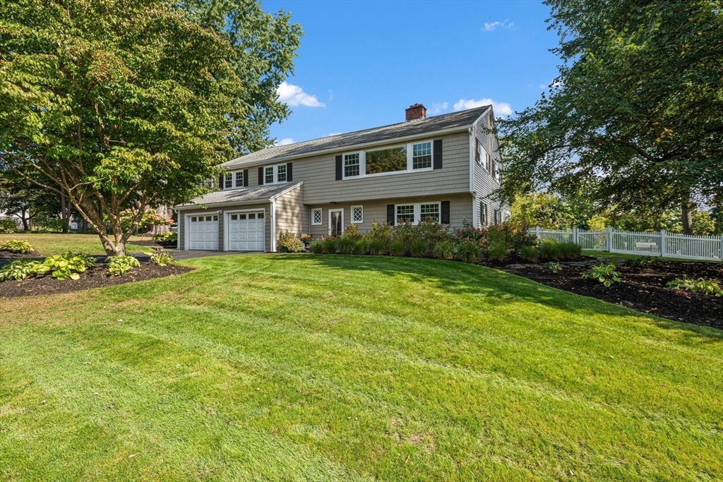 Property Photo: 6 Woodleigh Rd MA 01760